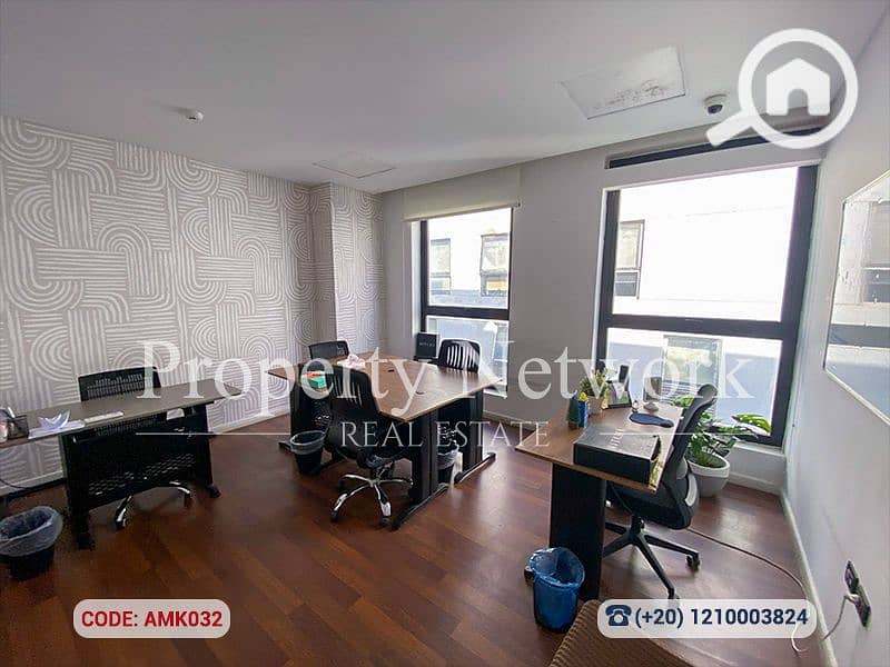 25 AMK032 (1). png