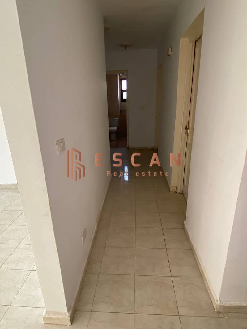 8 8dba0645-309f-4182-9023-3d462915a3be. jpg