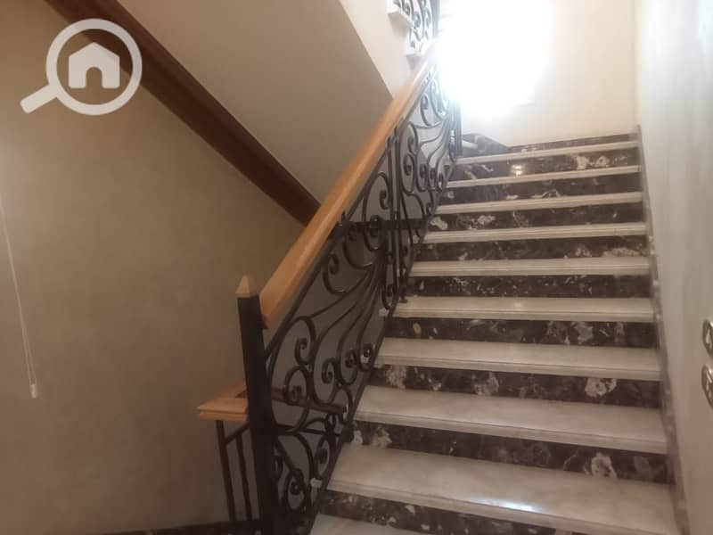 10 8e77dd92-895b-4cc3-8766-2aa06e37e6f2. jpeg