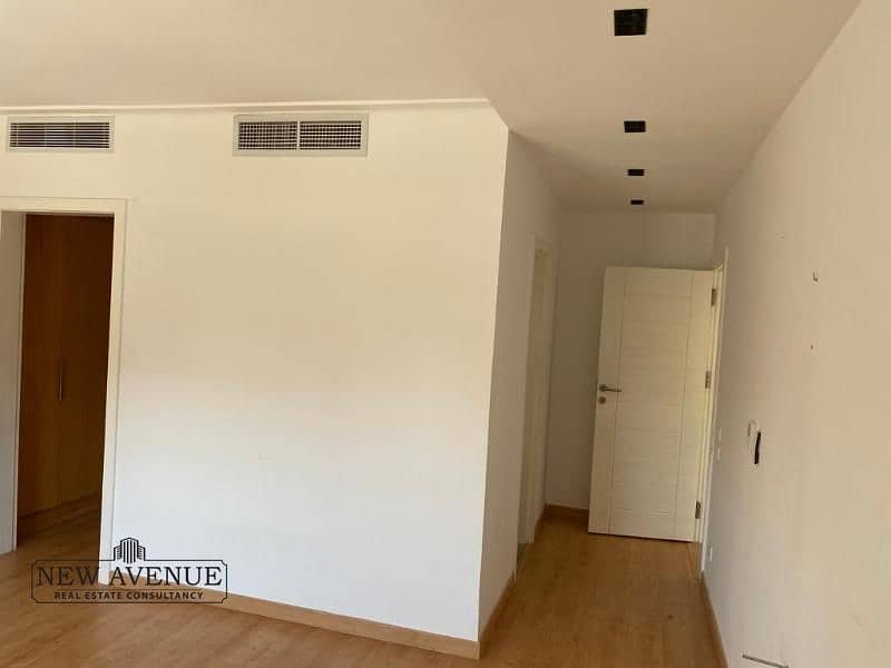 17 WhatsApp Image 2025-09-24 at 5.06. 32 PM (2). jpg