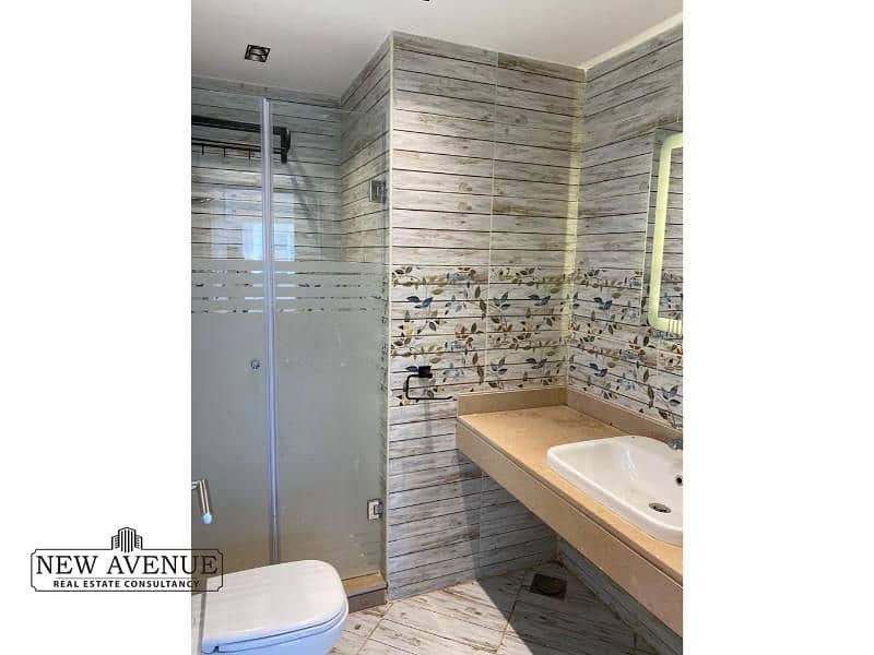 22 WhatsApp Image 2025-09-24 at 5.06. 30 PM. jpg