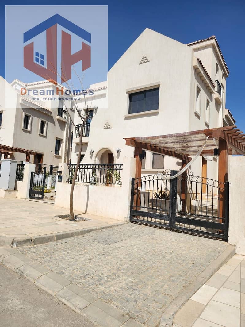 2 e74b5400-cbfb-430c-bd3f-22b442f728a8. jpg