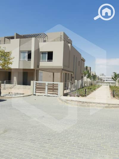 توين هاوس 4 غرف نوم للبيع في الشيخ زايد، الجيزة - Palm Valley Palm Hills 1. jpg