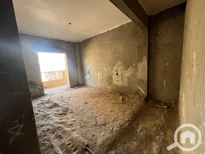 4 6de21cb5-d309-4658-90ee-793877c61056. jpeg