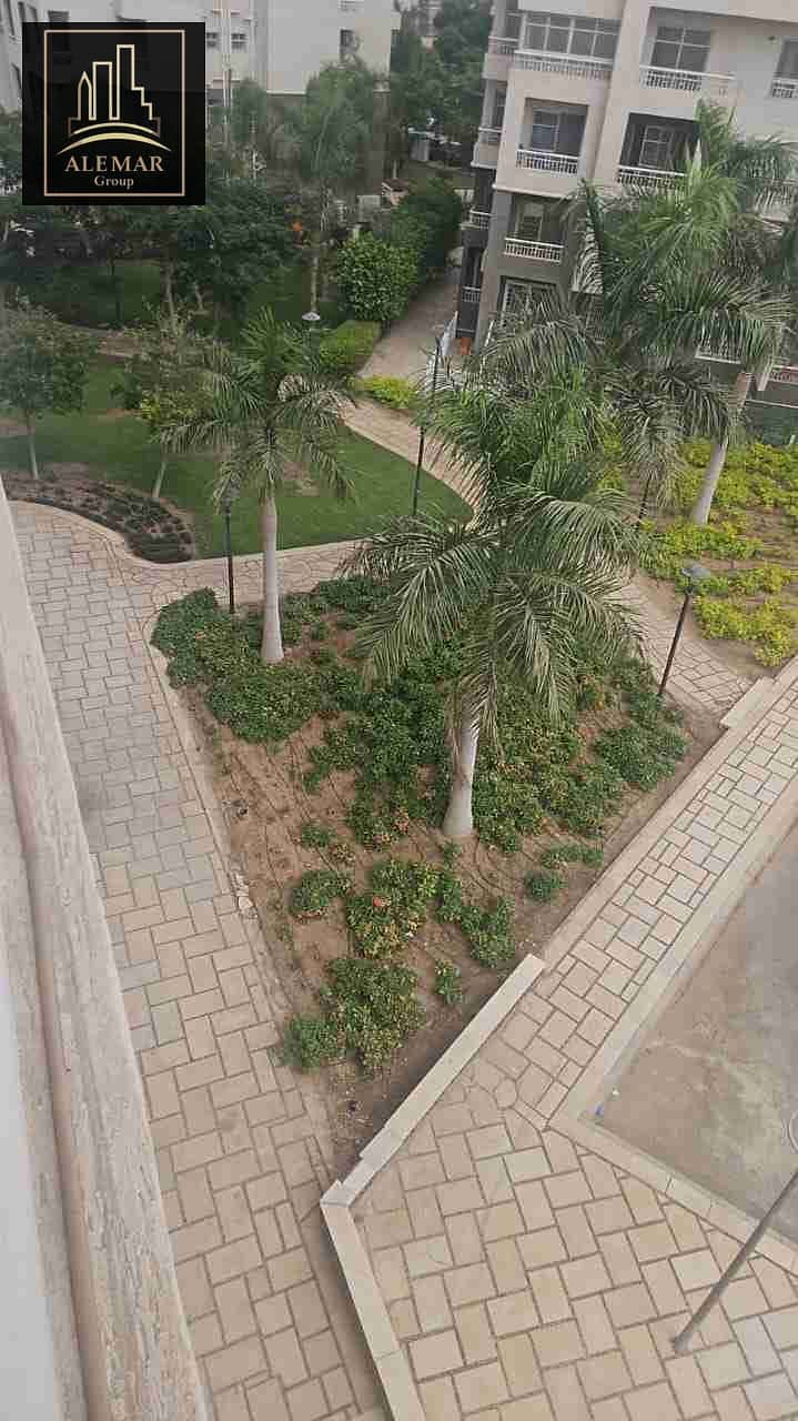 12 1000506572. jpg