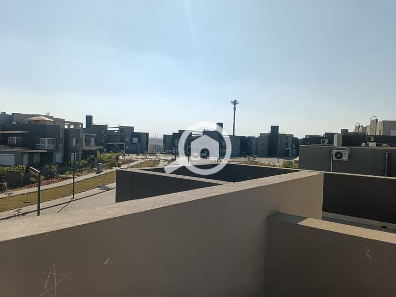 12 صورة واتساب بتاريخ 1447-04-15 في 11.20. 29_b0b152ce. jpg