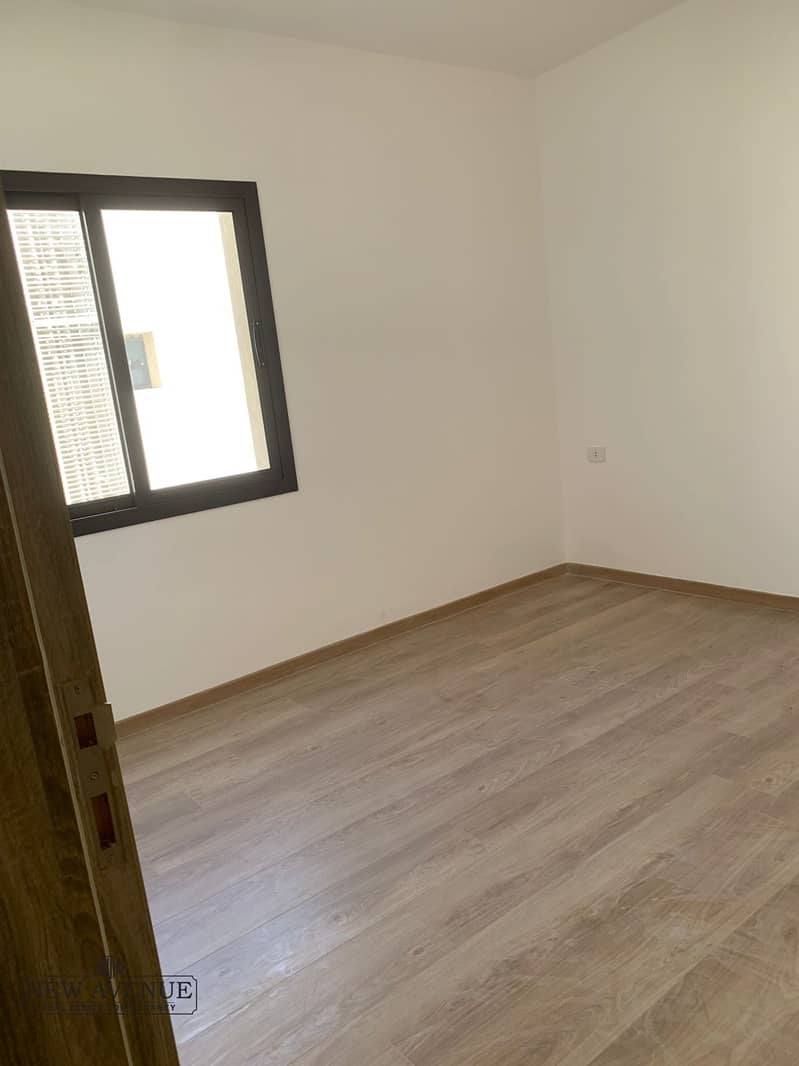 7 WhatsApp Image 2025-09-17 at 9.55. 18 PM (2). jpeg