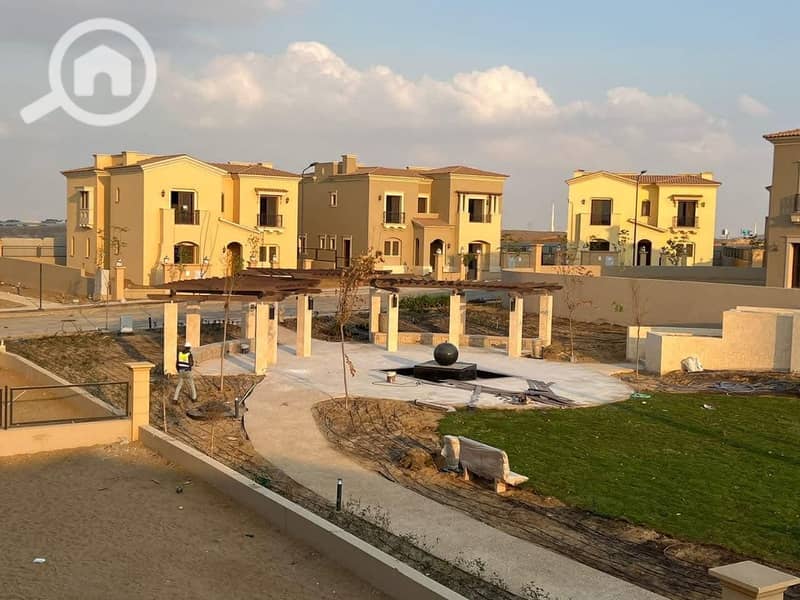 11 486249768_1839694623472715_1660371476783023729_n. jpg