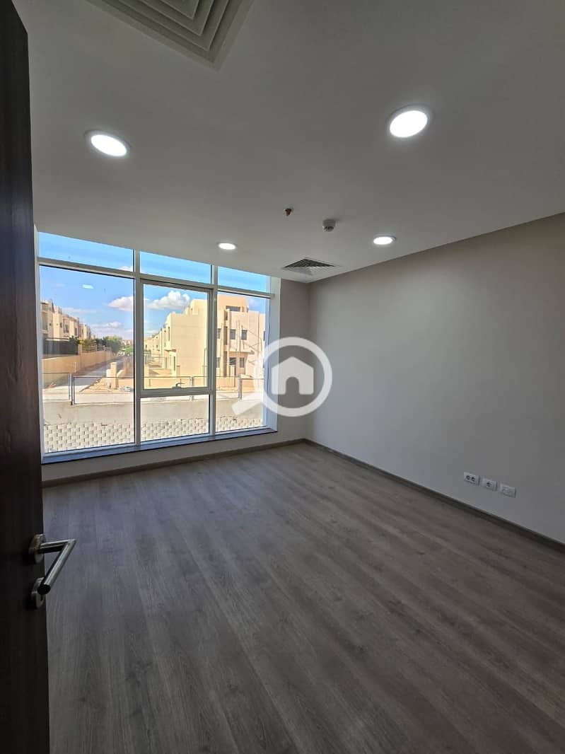 6 WhatsApp Image 2024-12-21 at 4.48. 47 PM (1). jpeg