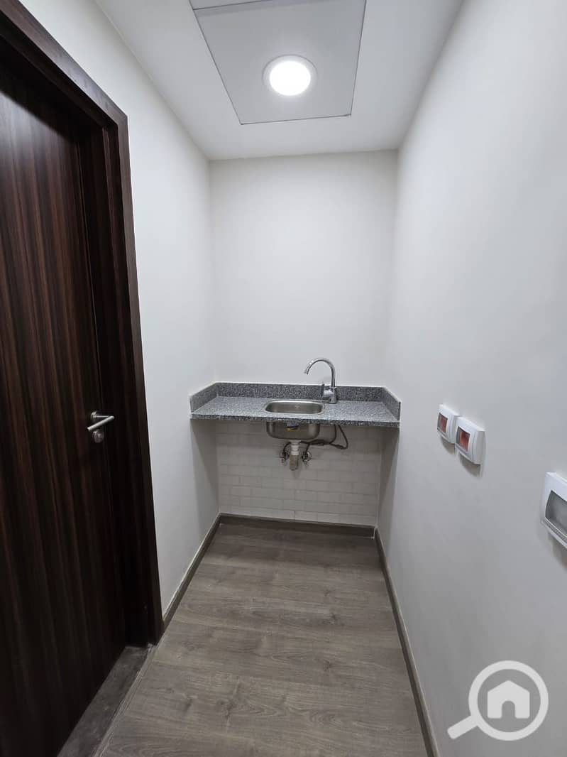 9 WhatsApp Image 2024-12-21 at 4.48. 46 PM (1). jpeg