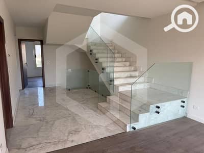 4 Bedroom Townhouse for Rent in 6th of October, Giza - Golf Views 1. jpg