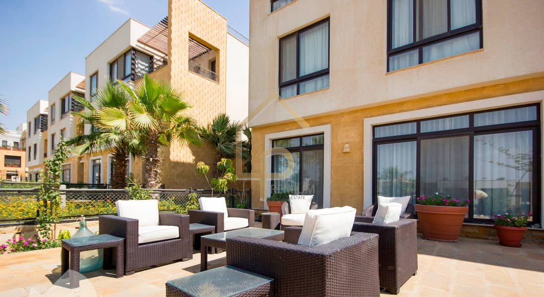 4 terrace-garden-villa-westown. jpg