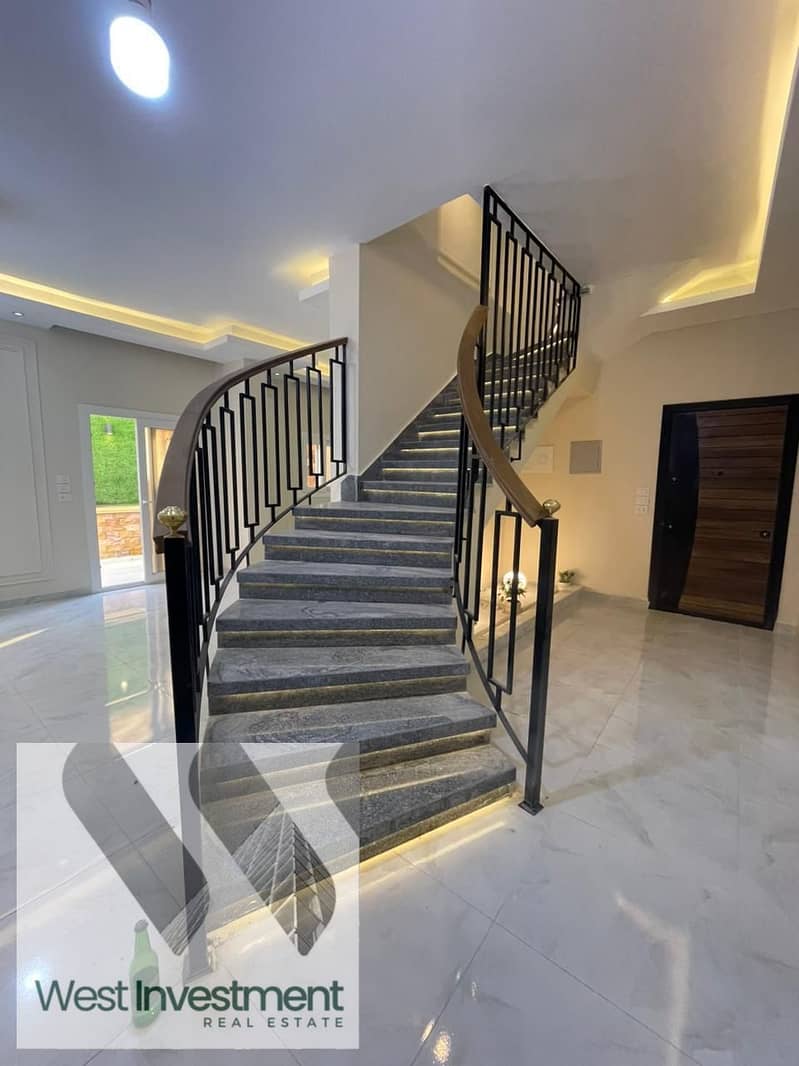 WhatsApp Image 2025-10-08 at 14.54. 19_d1d10051. jpg