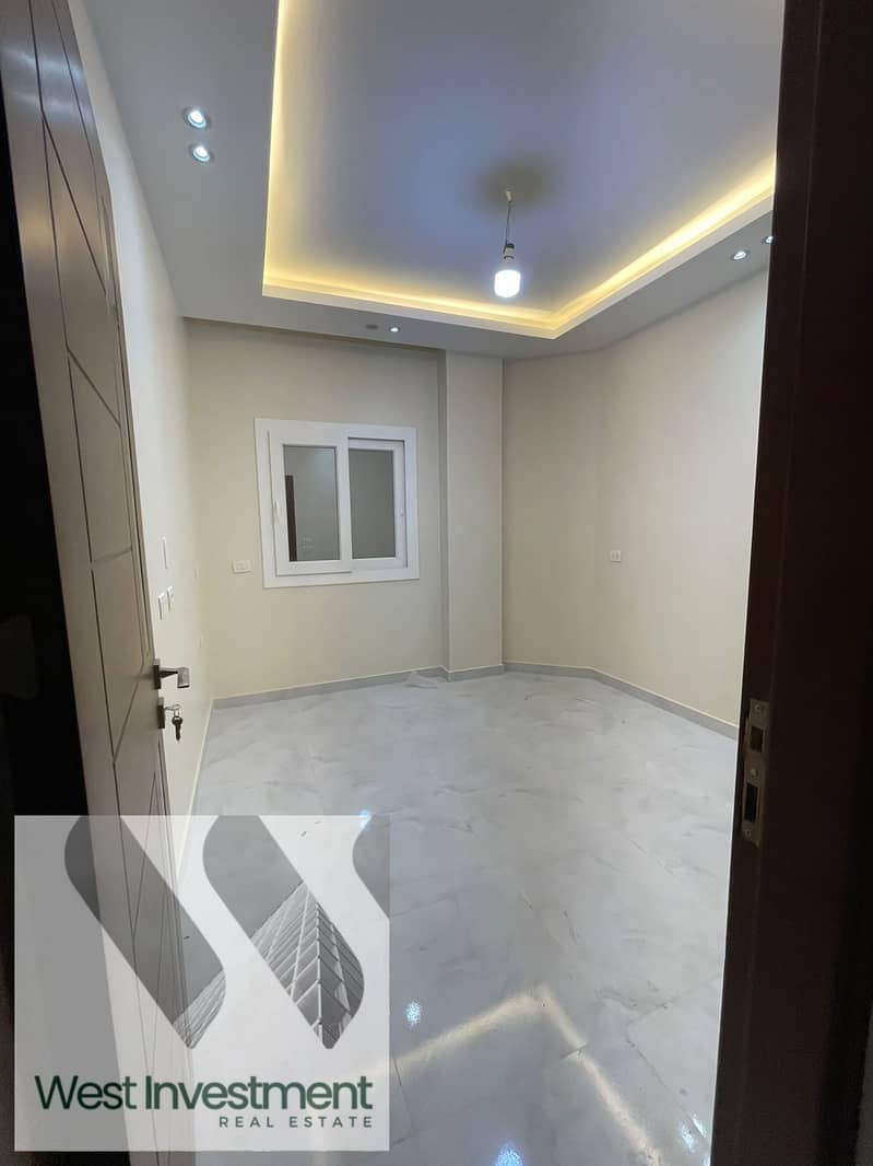 6 WhatsApp Image 2025-10-08 at 14.51. 41_2e24ea3c. jpg