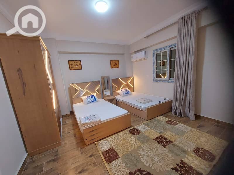 5 WhatsApp Image 2025-10-08 at 1.58. 50 PM (1). jpeg