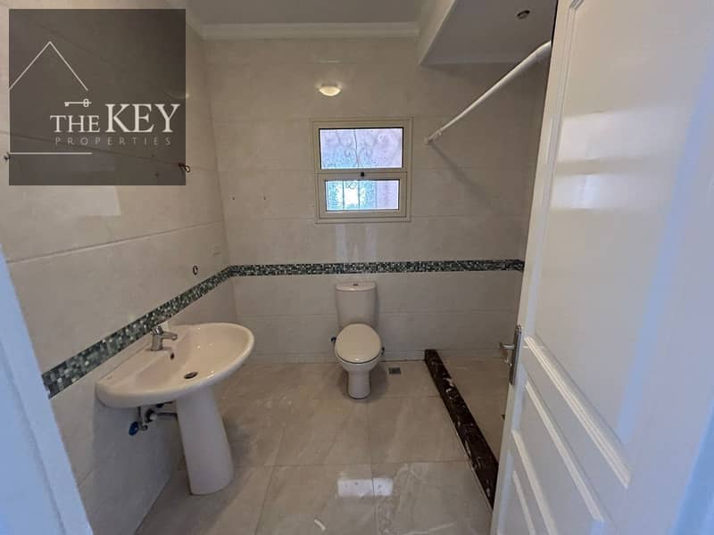 6 ecf359fd-2527-4f15-aafd-7c87b5d48b6b. jpg