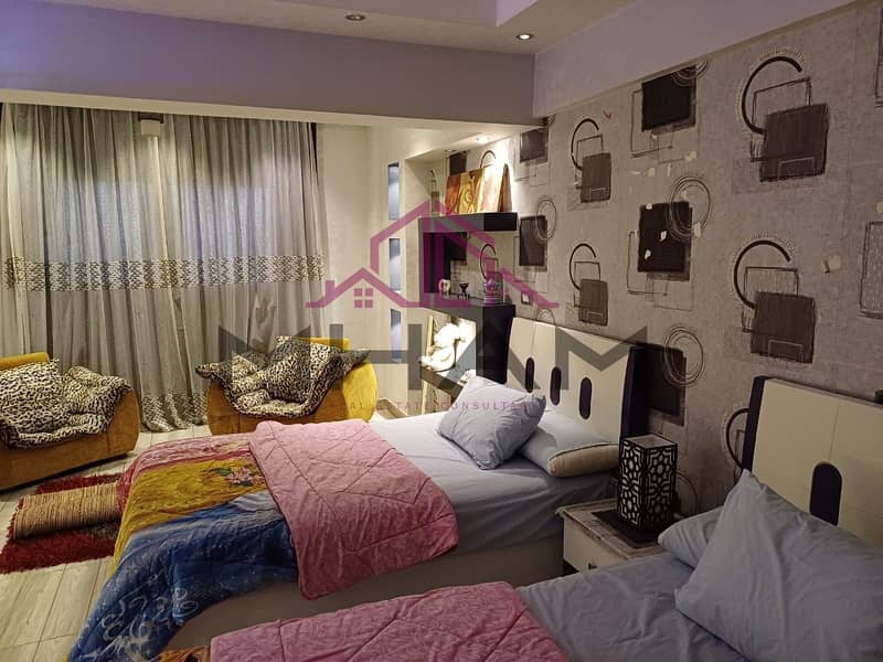 9 photo_5974129140724517792_y. jpg