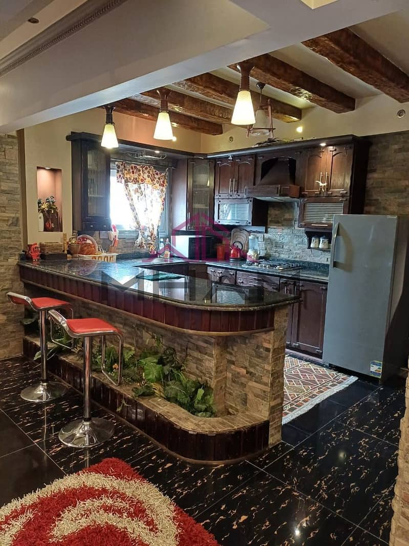 14 photo_5974129140724517797_y. jpg