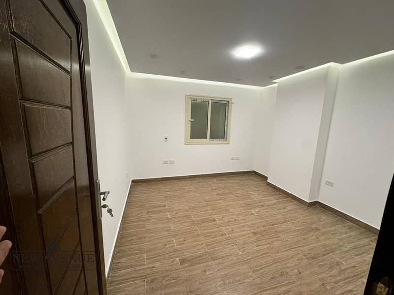 4 WhatsApp Image 2025-10-05 at 5.05. 26 PM (3). jpeg