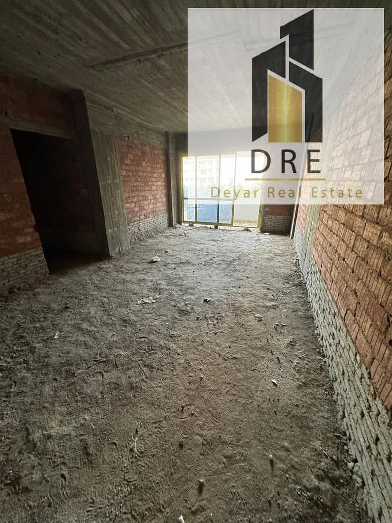 6 d32dcae7-4f31-433f-a4ee-ccd7335c7590. jpg