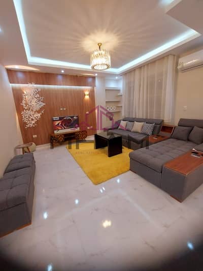 3 Bedroom Flat for Rent in New Cairo, Cairo - photo_5981339055079672636_y. jpg