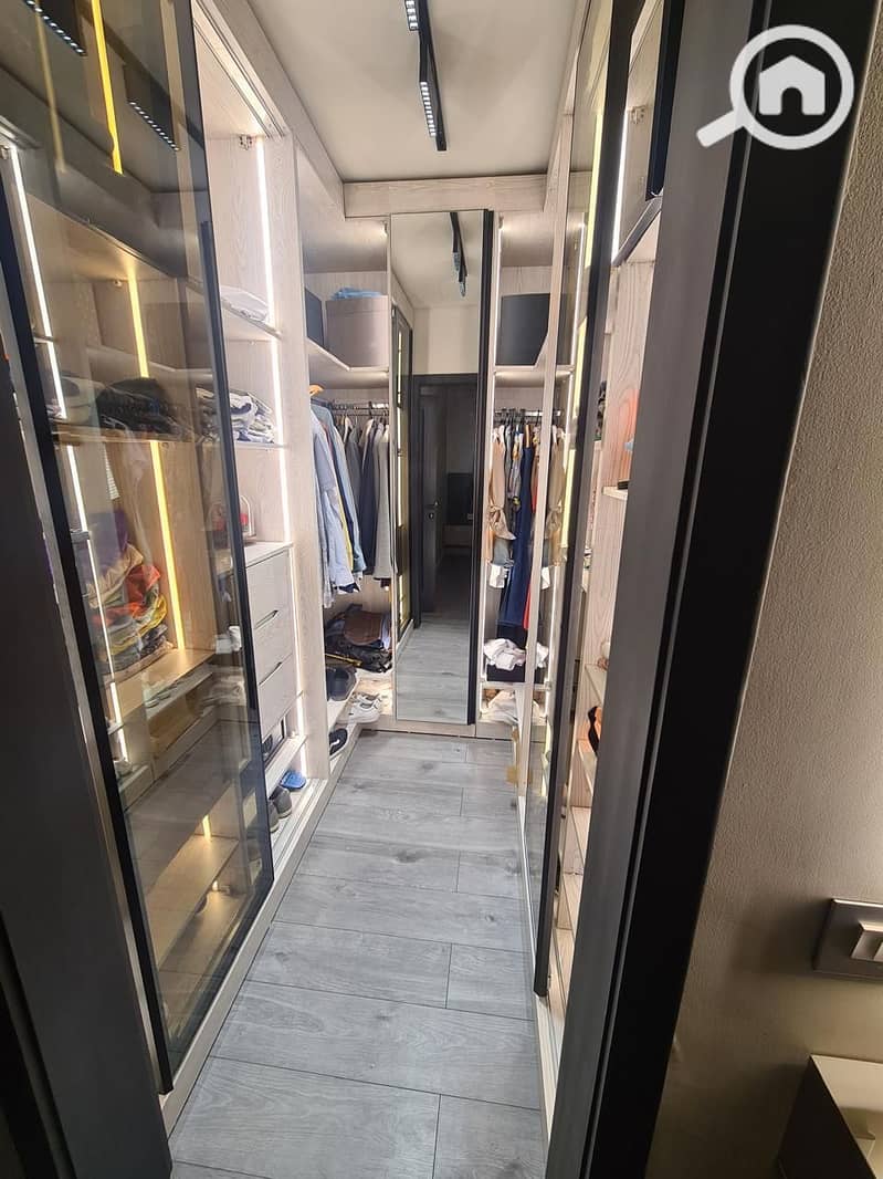 6 WhatsApp Image 2025-10-08 at 1.59. 12 PM. jpeg