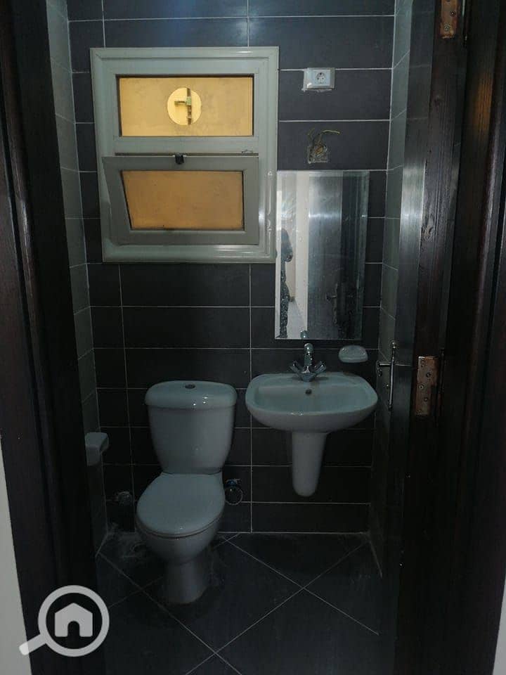 21 WhatsApp Image 2025-10-08 at 1.59. 33 PM (1). jpeg