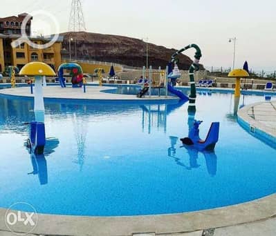 2 Bedroom Chalet for Rent in Attaka, Suez - بورتو السخنه ألكرابيان جانب ابراج العاب مائية من المالك