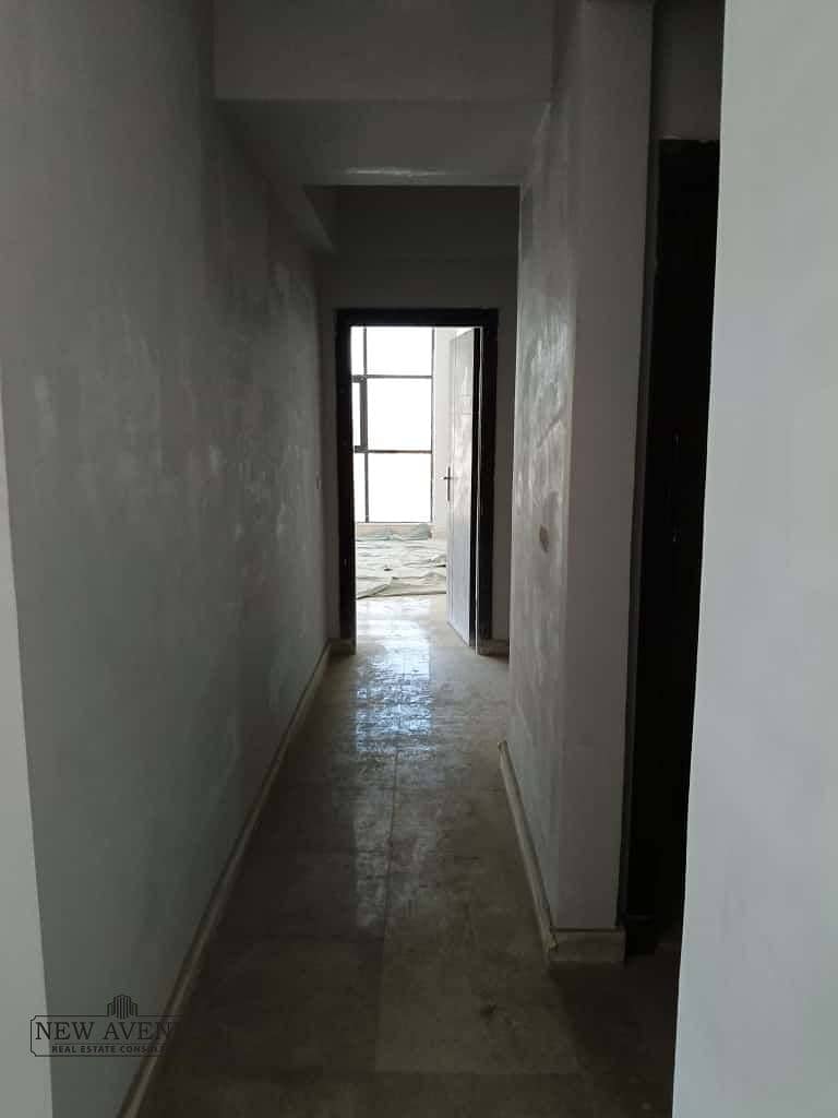 6 WhatsApp Image 2025-10-02 at 12.27. 20 PM (2). jpeg