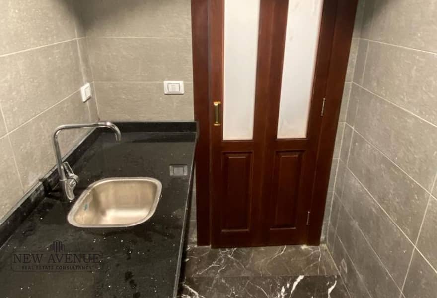 8 9a9d0c0f-2722-4f0a-9839-01be5937b0a4. jpg