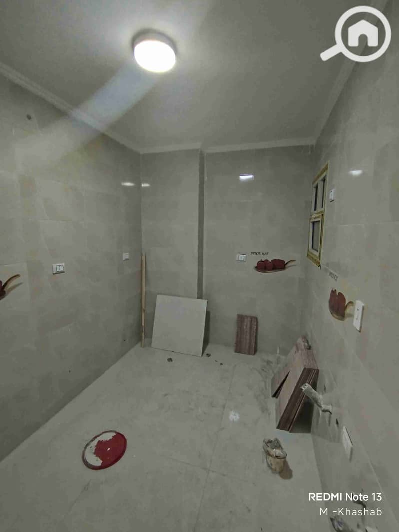 9 1000283757. jpg