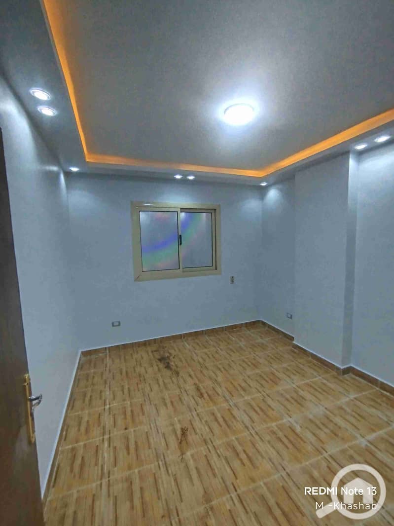 8 1000284672. jpg