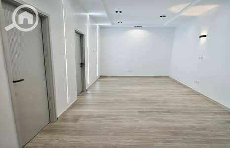 Clinic for Rent in 6th of October, Giza - IMG-20250204-WA0043. jpg