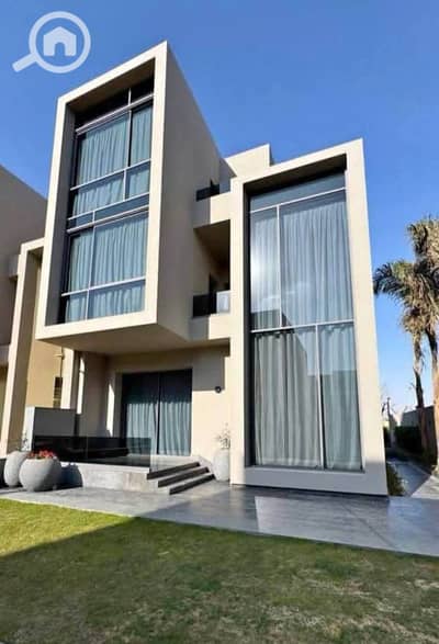5 Bedroom Twin House for Sale in New Cairo, Cairo - IMG-20251008-WA0093. jpg