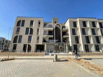 2 Bedroom Apartment for Sale in Sheikh Zayed, Giza - IMG-20251008-WA0045. jpg