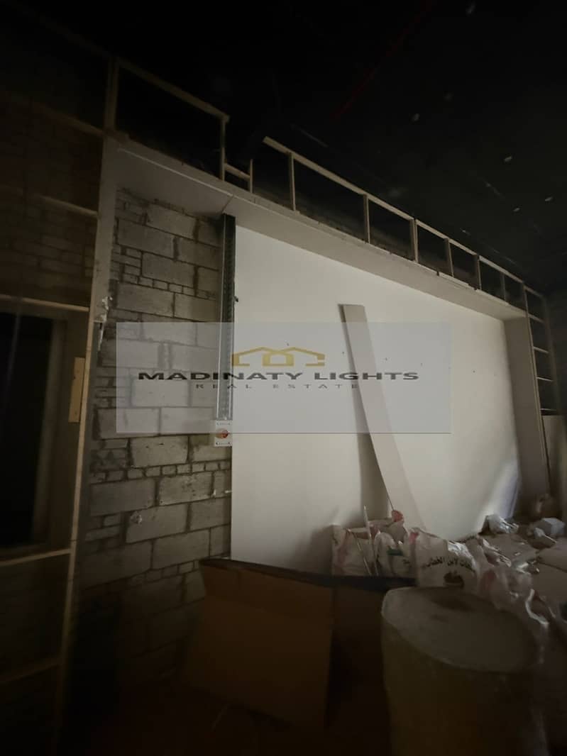 8 688a74fe-d479-467c-bc8d-66bb5b0439ea. jpg