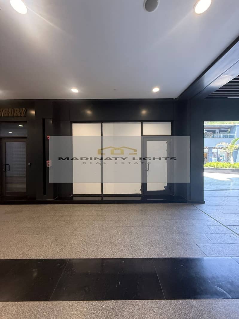 4 e8cae362-a65b-4be5-9d72-8128358ae014. jpg