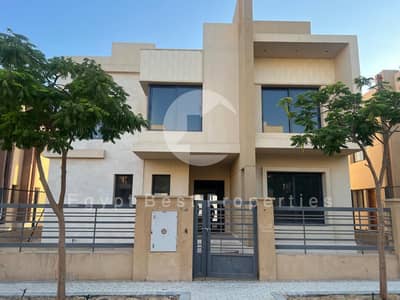 6 Bedroom Villa for Sale in Sheikh Zayed, Giza - WhatsApp Image 2025-10-08 at 12.49. 36 PM (1). jpeg