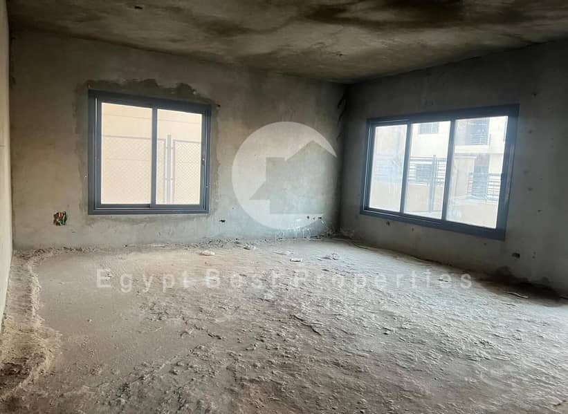 5 WhatsApp Image 2025-10-08 at 12.49. 38 PM (2) (1). jpeg