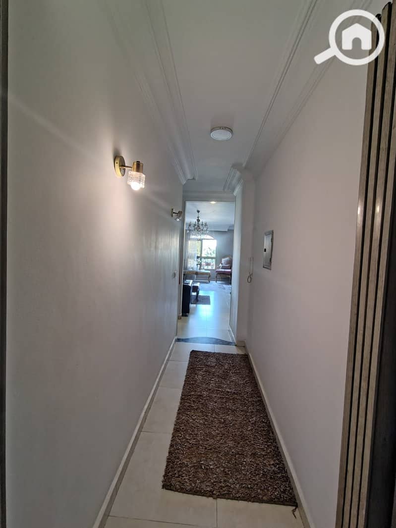 3 f749db08-0d7f-4c7c-924e-2873b1be562c. jpg