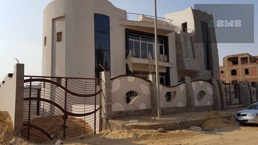 فیلا 8 غرف نوم للبيع في القاهرة الجديدة، القاهرة - photo_1_2025-09-14_18-14-43. jpg