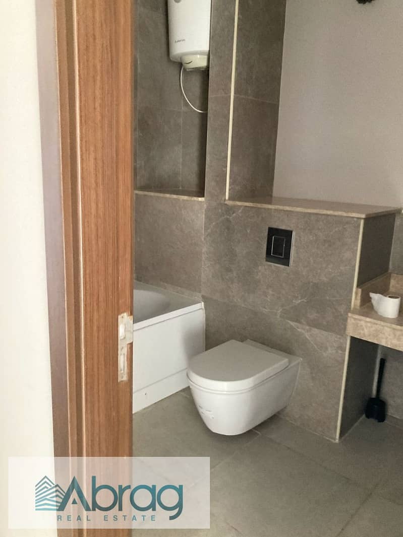 4 WhatsApp Image 2025-10-07 at 9.46. 45 PM. jpeg