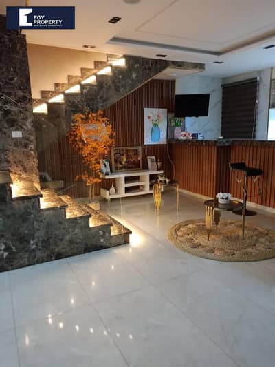 3 Bedroom Villa for Sale in 6th of October, Giza - _files_IMG-20251007-WA0117. jpg