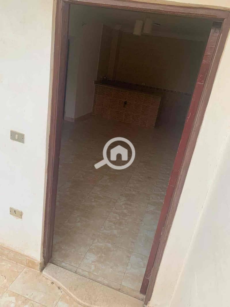 13 d78fbfb1-2758-4d7f-b947-02aae167d07d. jpg