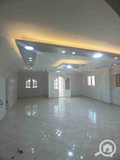 شقة 3 غرف نوم للايجار في 6 أكتوبر، الجيزة - IMG-20251008-WA0002. jpg