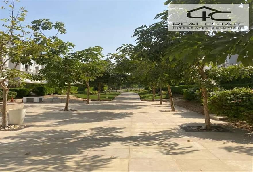 2 5885807-d188ao. png