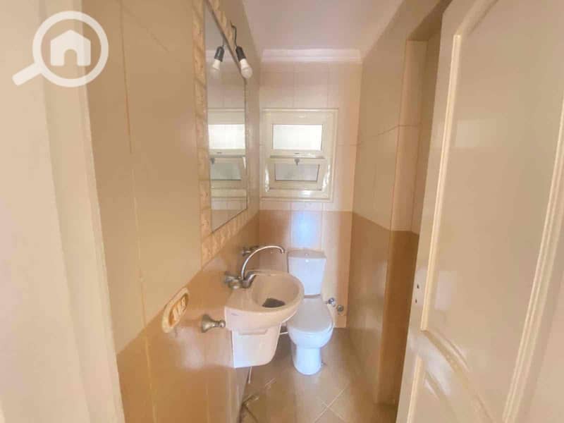 6 2a850673-c6d1-479d-b499-271d2422a24d. jpg