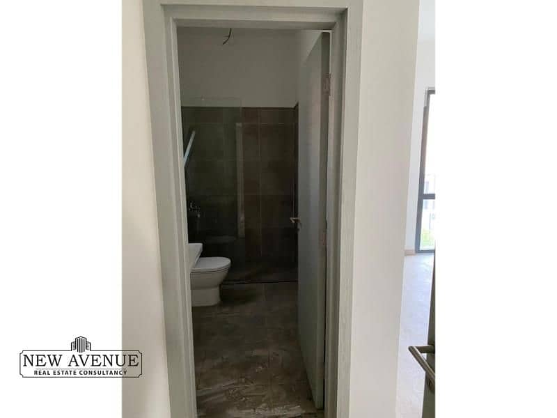 10 WhatsApp Image 2025-09-25 at 12.16. 37 PM (2). jpg