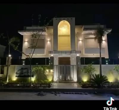 فیلا 5 غرف نوم للبيع في 6 أكتوبر، الجيزة - Fully furnished stand alone villa for sale