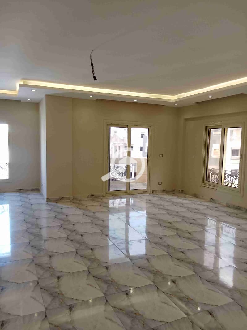 1000149294. jpg 1000149294. jpg